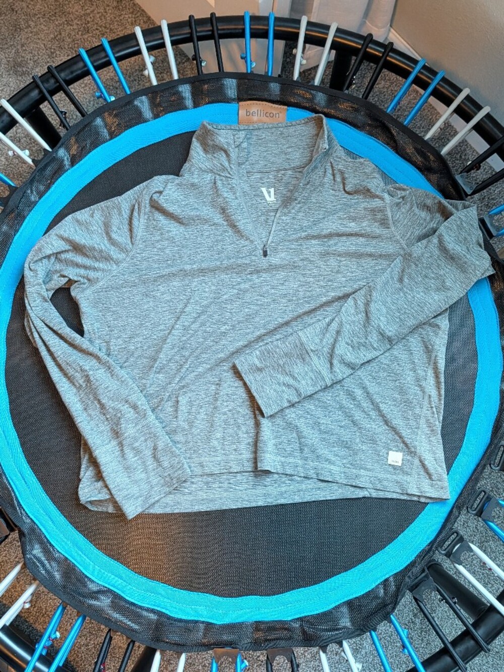 Vuori Women's Heather Gray Quarter-Zip Pullover